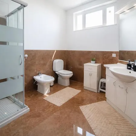 Casatrefontane Апартаменты *