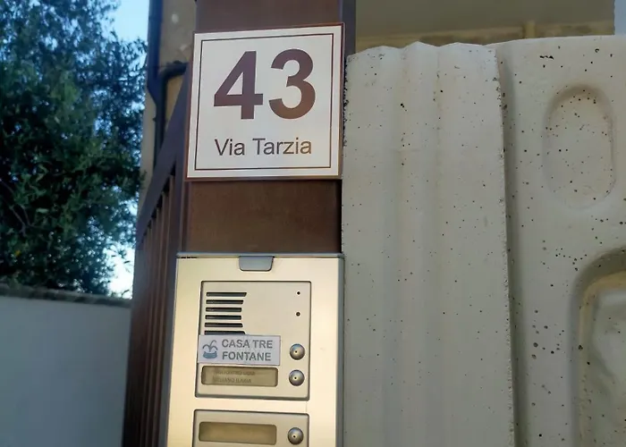 Casatrefontane 公寓